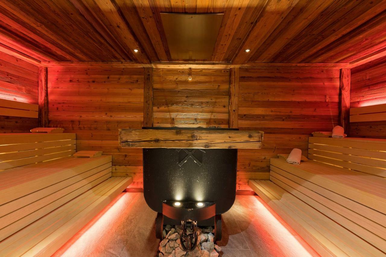 Alpin Natur Hotel Brueckele Braies  Ngoại thất bức ảnh